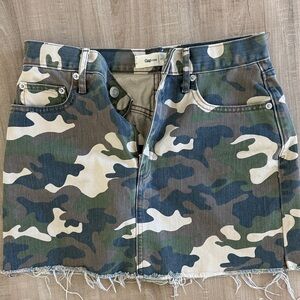 GAP Camouflage Mini Skirt with Frayed Hem